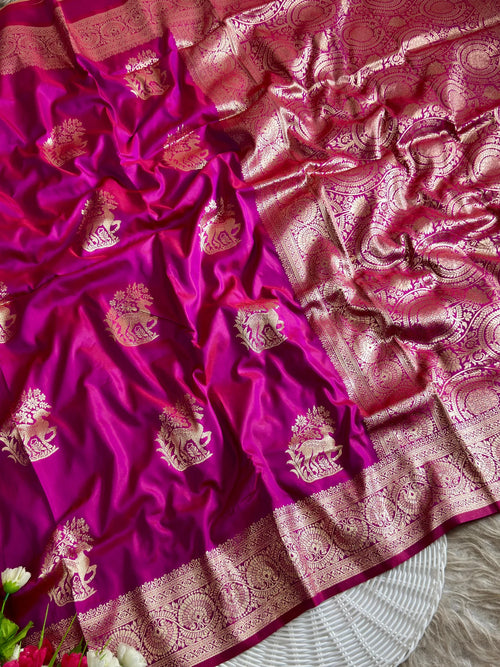 Berry pink hiran design saree with banarasi gold design with blouse