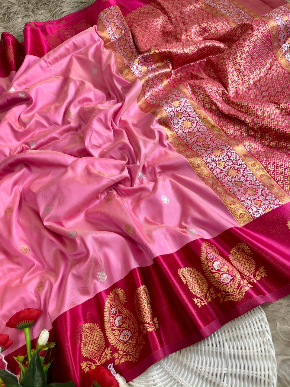 Pink whisper soft silk saree with Ruby pink boarder of mango jelly antique gold design with blouse